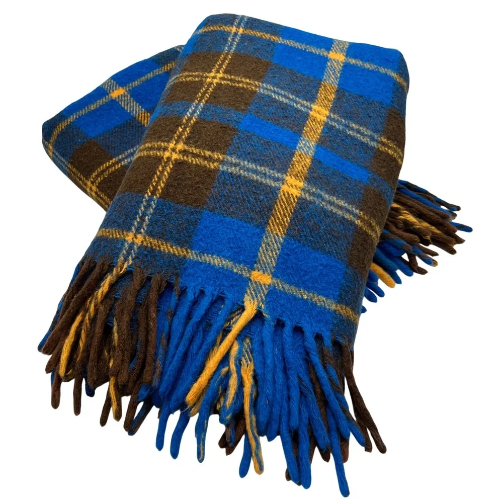Pair VTG Wool Irish Tartan‎ Plaid Throw Camp Blankets Blue Fringe Cabin Boy Bunk